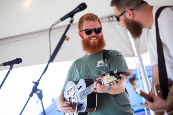 Oliver Anthony performs at Eagle Creek Golf Club and Grill in Moyock, N.C., on Saturday, Aug. 19, 2023. 